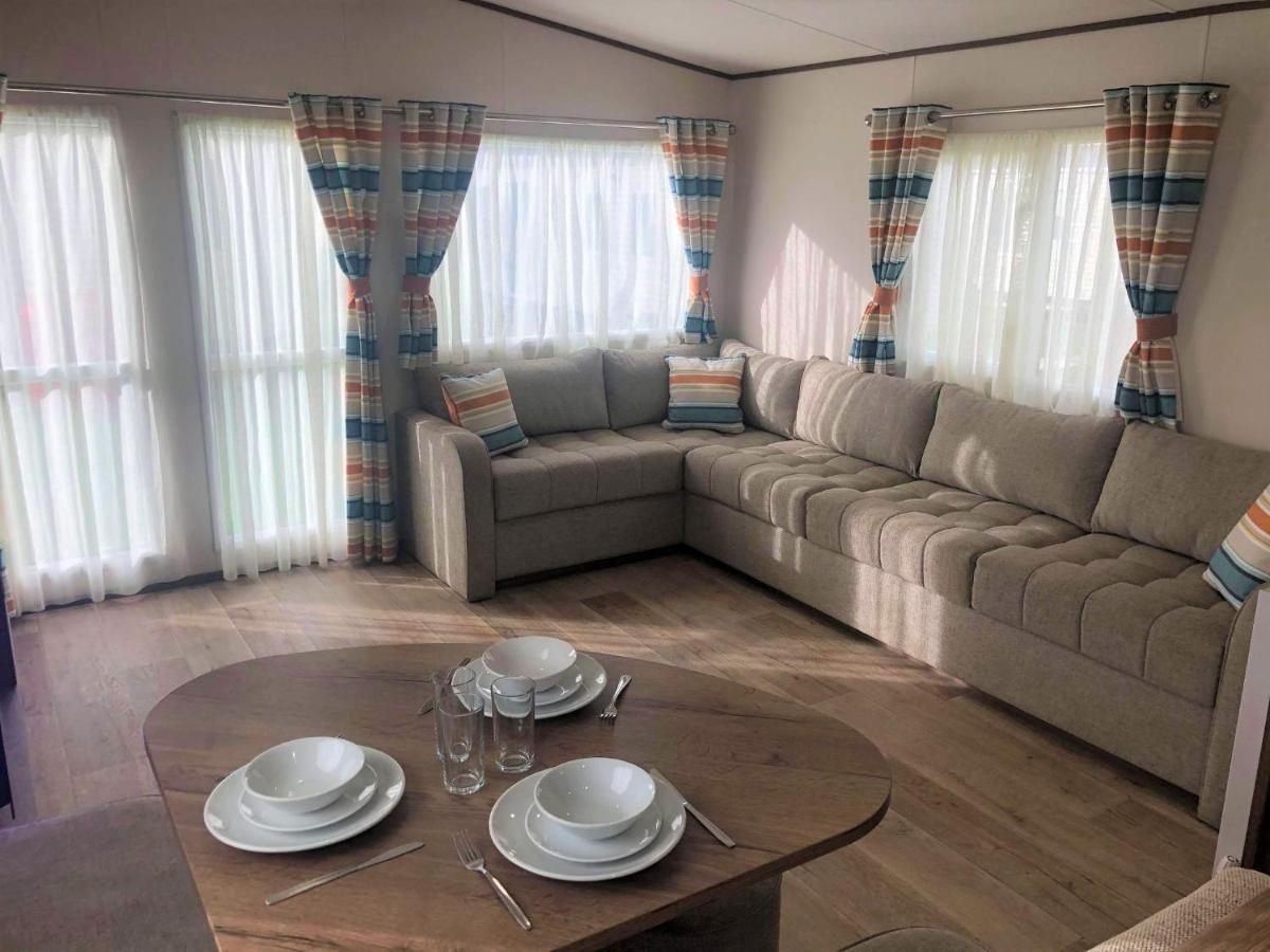 Larch Superior Holiday Home Chapel Saint Leonards Eksteriør billede